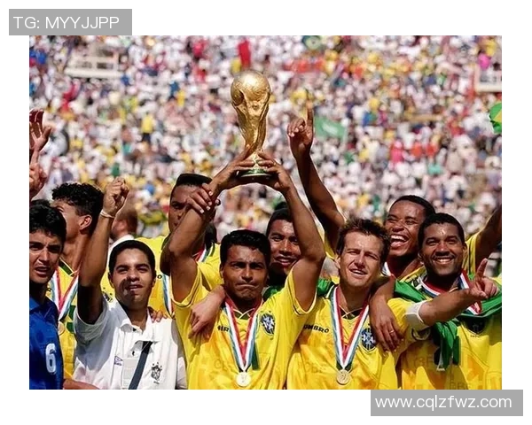 足球巨星的传奇故事与辉煌成就全面解析 足球巨星的传奇故事与辉煌成就全面解析