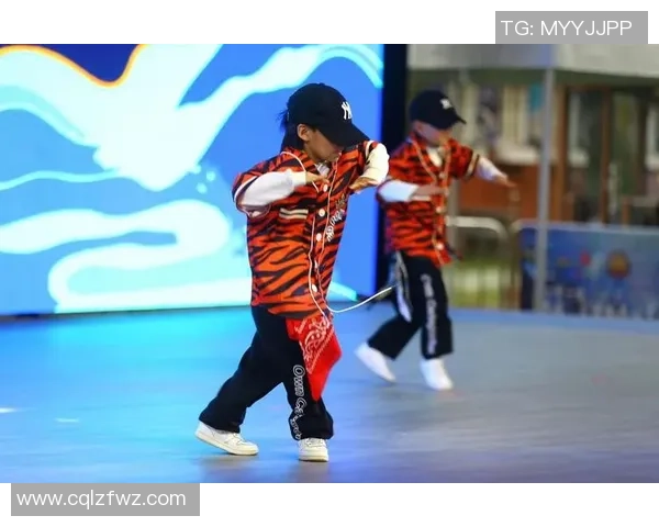 街舞专题：聚焦西安街舞队的技术